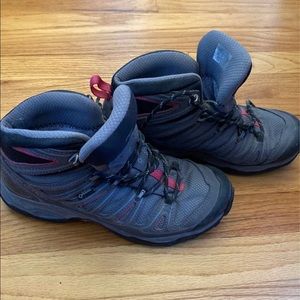 Salomon hiking boots